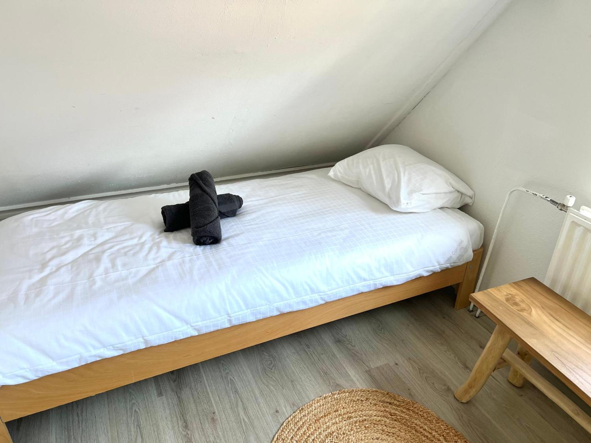 Beach House Met Parkeerplaats In Het Centrum エグモント・アーン・ゼー エクステリア 写真